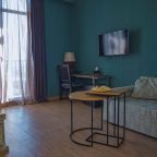 Двухместный (Двухместный номер с 1 кроватью и видом на горы), Best Western Plus Batumi