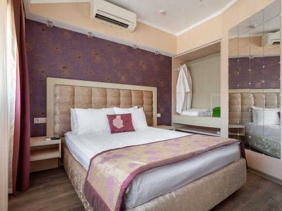 Гостиница Грейс Арли, Адлер