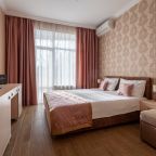 Двухместный (Стандарт с Балконом (Корп 4-5)), Гостиница Грейс Арли