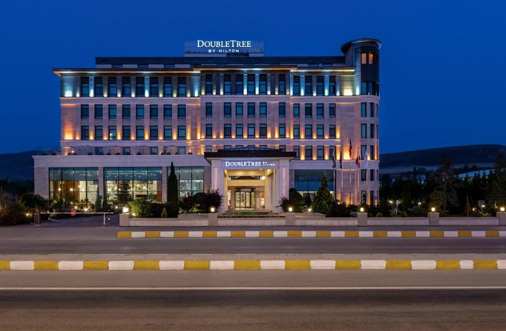 Отель Doubletree by Hilton Van, Ван