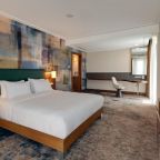 Двухместный (Corner Room with Lake View), Отель Doubletree by Hilton Van