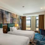 Двухместный (Queen Guestroom with Lake View), Отель Doubletree by Hilton Van