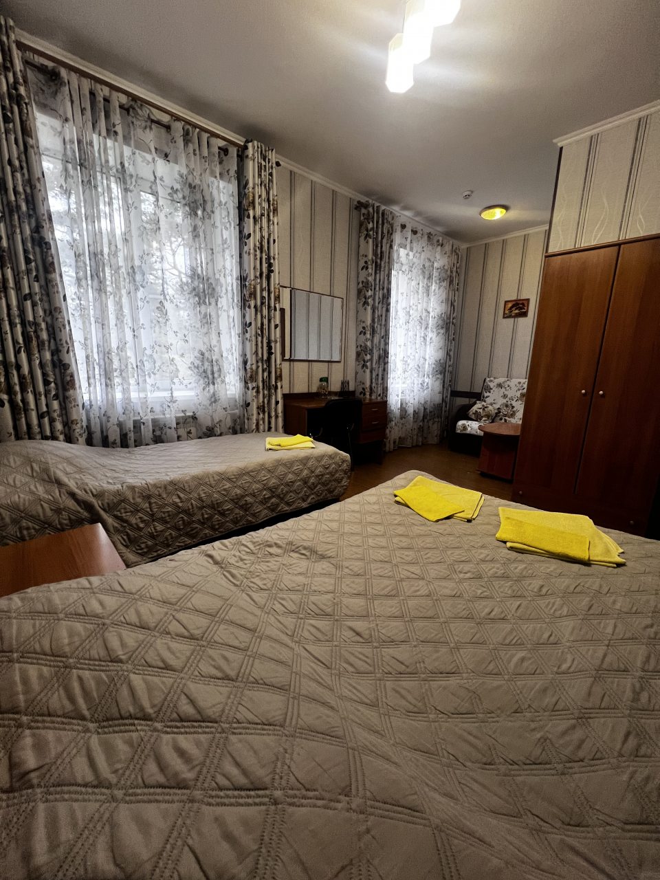 Трёхместный и более (Семейный трёхместный номер), Гостевой дом Комфорт