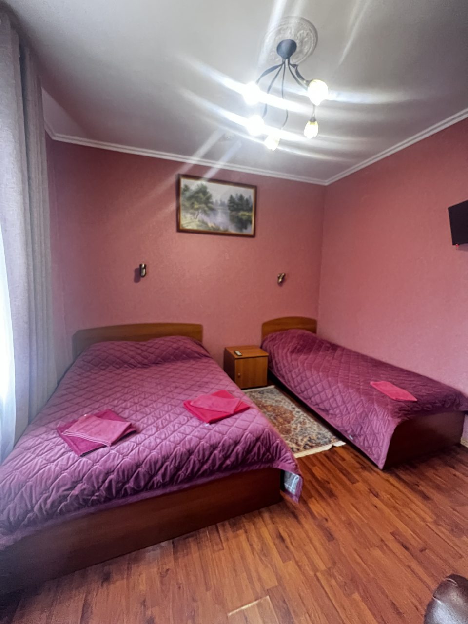 Трёхместный и более (Семейный трёхместный номер), Гостевой дом Комфорт