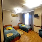 Трёхместный и более (Семейный трёхместный номер), Гостевой дом Комфорт