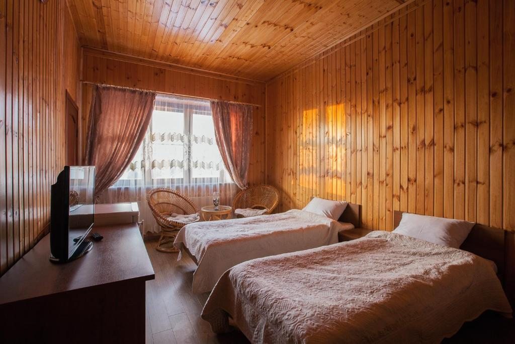 Двухместный (Двухместный номер с 2 отдельными кроватями) гостевого дома Каскад, Пикино