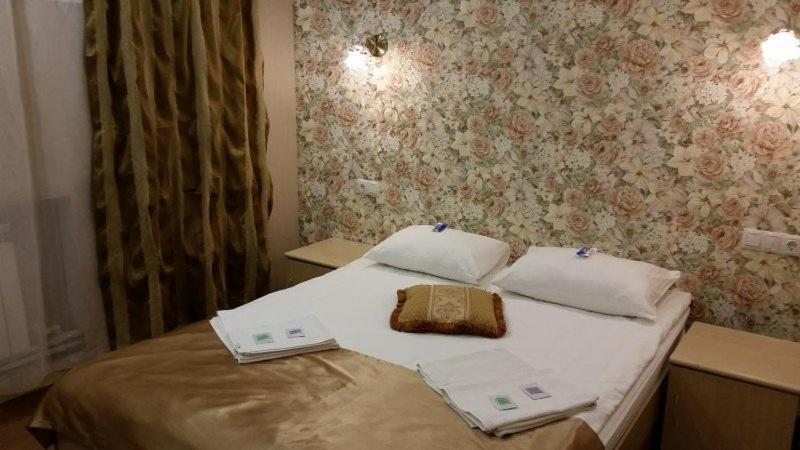 Двухместный (Небольшой двухместный номер с 2 отдельными кроватями) мини-отеля Саяны, Тула