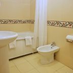 Студио (Джуниор Сьют классический), Загородный комплекс Маяк