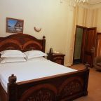 Студио (Джуниор Сьют классический), Загородный комплекс Маяк