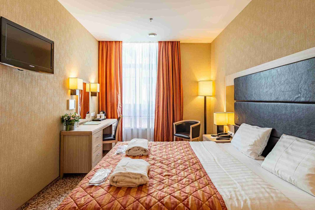 Двухместный (Стандарт с двуспальной кроватью), Гостиница Новый Петергоф