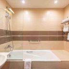 Трёхместный и более (Улучшенный Атриум), Гостиница Новый Петергоф