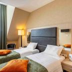 Двухместный (Стандарт Плюс мансардный с двумя раздельными кроватями), Гостиница Новый Петергоф