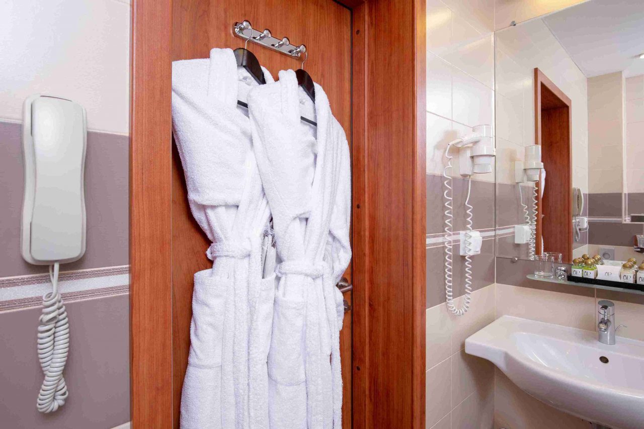 Двухместный (Стандарт Плюс мансардный с двумя раздельными кроватями), Гостиница Новый Петергоф