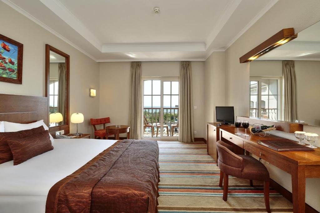 Двухместный (Стандартный номер с видом на море в главном здании) курортного отеля Sunis Elita Beach Resort Hotel & SPA, Кызылагач