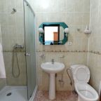 Ванная комната в номере гостиницы Планета Люкс, Владикавказ