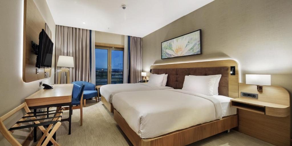 Двухместный (Двухместный номер с 2 отдельными кроватями) отеля DoubleTree by Hilton Hotel Istanbul - Tuzla, Тузла