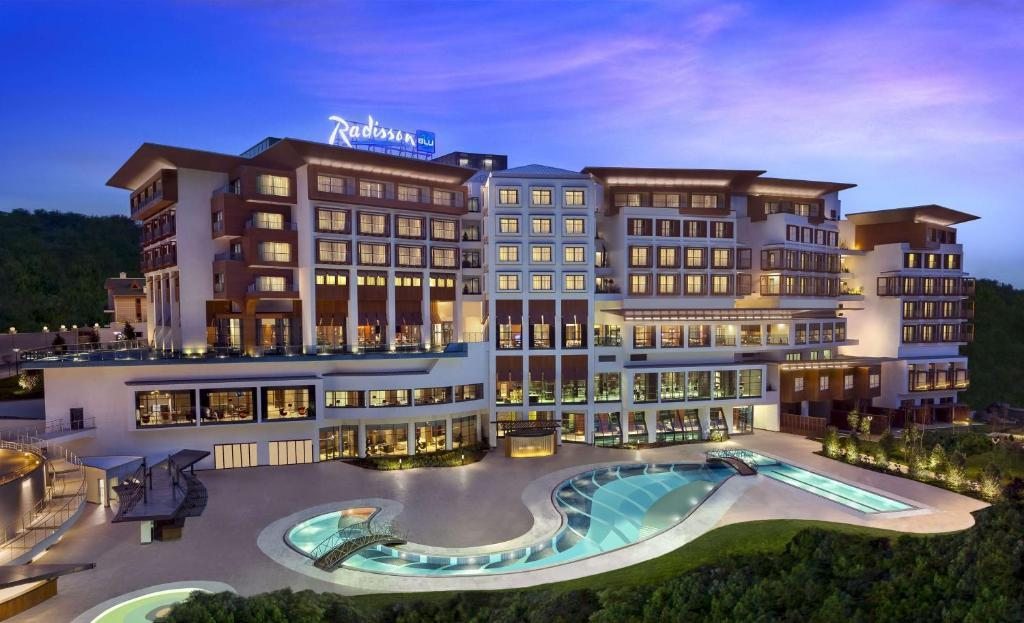 Отель Radisson Blu Hotel & Spa, Istanbul Tuzla, Тузла