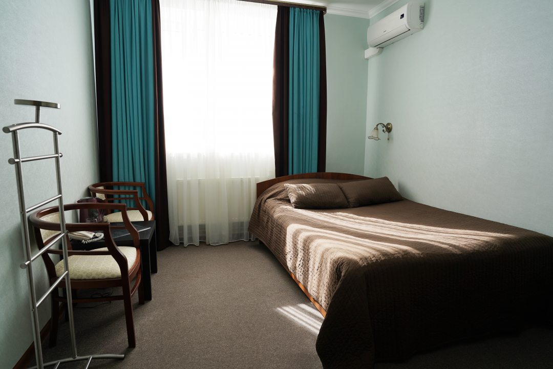 Полулюкс (2-х спальный эконом) гостиницы Пристань, Подпорожье