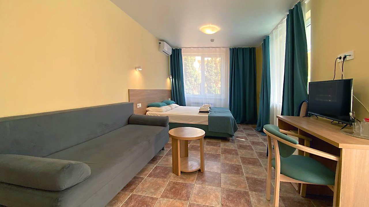 Трехместный номер «Комфорт» без балкона