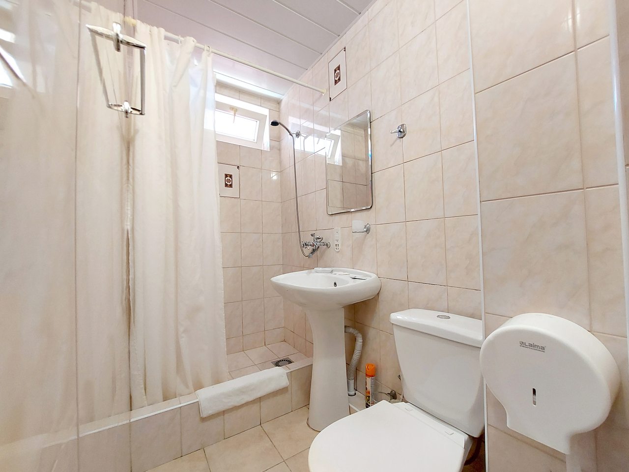 Семейный двухкомнатный номер