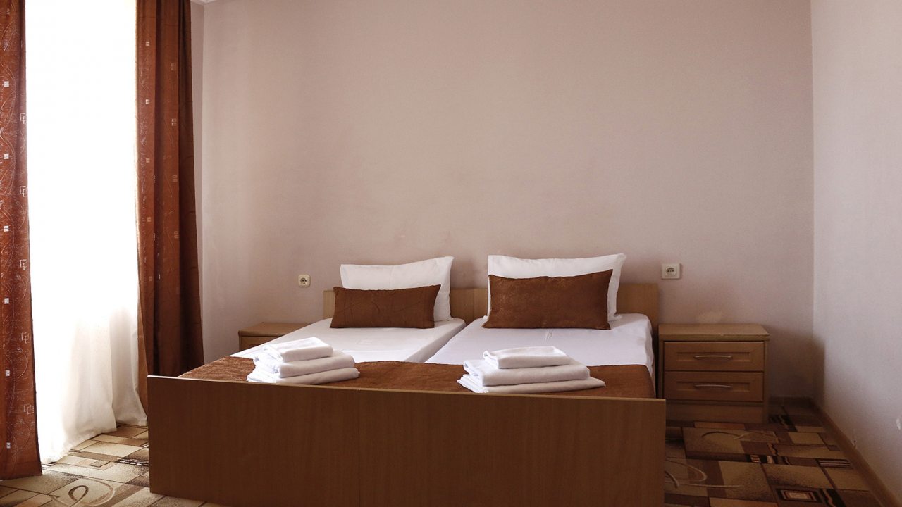 Семейный двухкомнатный номер