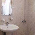 Четырехместный номер «Делюкс» с балконом