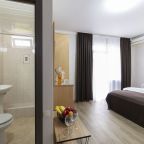 Двухместный номер «Стандарт» с балконом