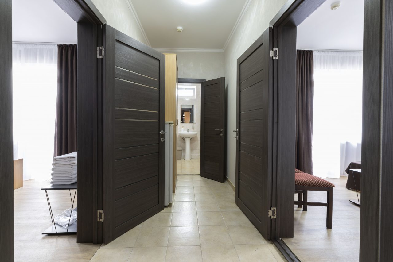 Двухкомнатный семейный номер с двумя балконами