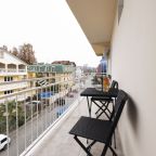 Трёхместный номер «Стандарт» с балконом