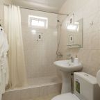 Трёхместный номер «Стандарт» с балконом