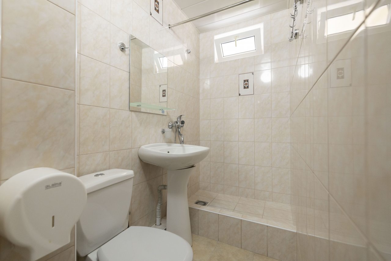 Трёхместный номер «Стандарт» с балконом