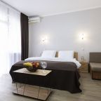 Трёхместный номер «Стандарт» с балконом