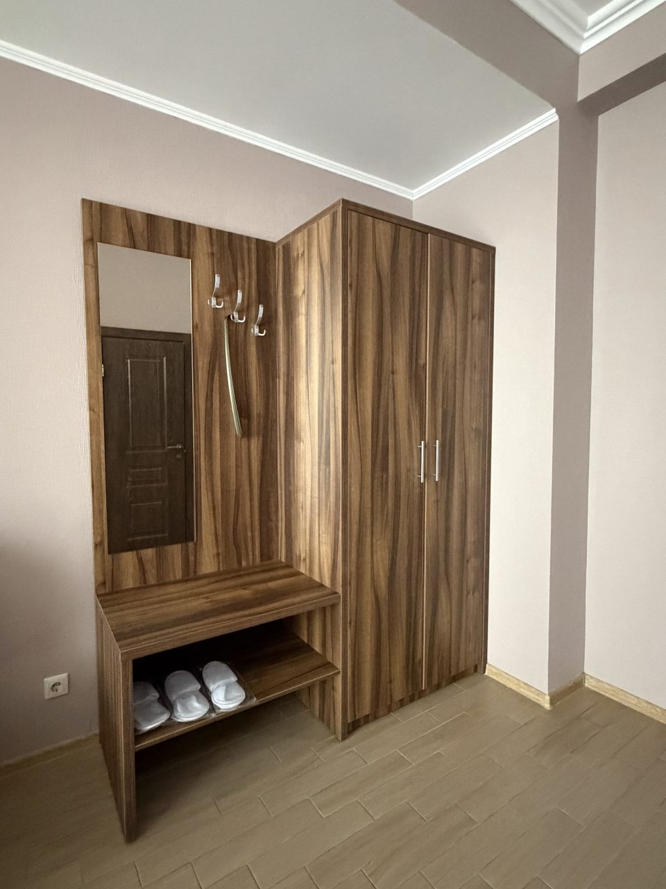 Полулюкс (Джуниор Сюит с балконом), Отель Грин Хоста