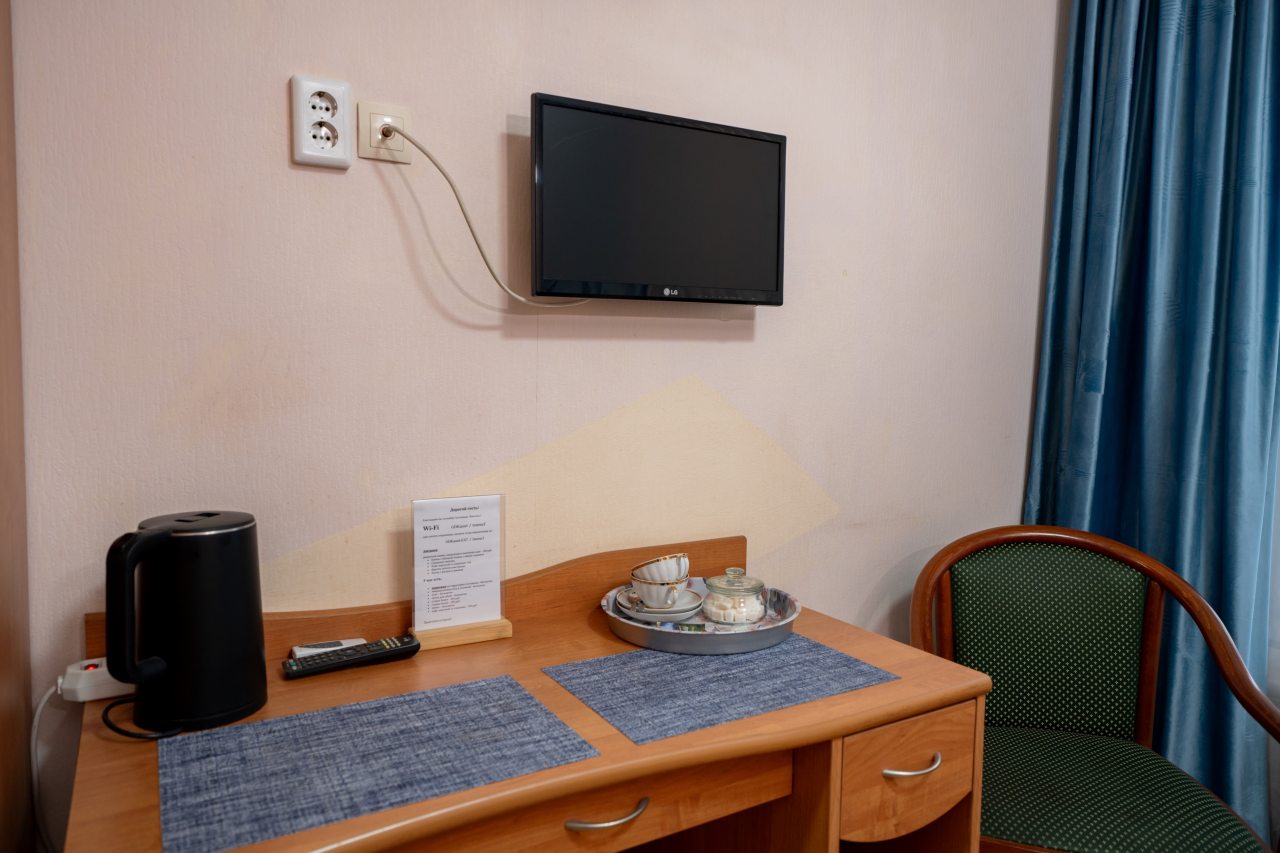 Номер стандарт с раздельными односпальными кроватями