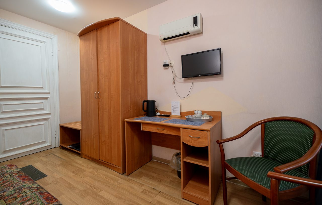 Номер стандарт с раздельными односпальными кроватями