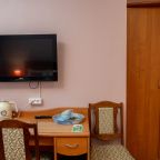 телевизор, чайник, фен, обогреватель