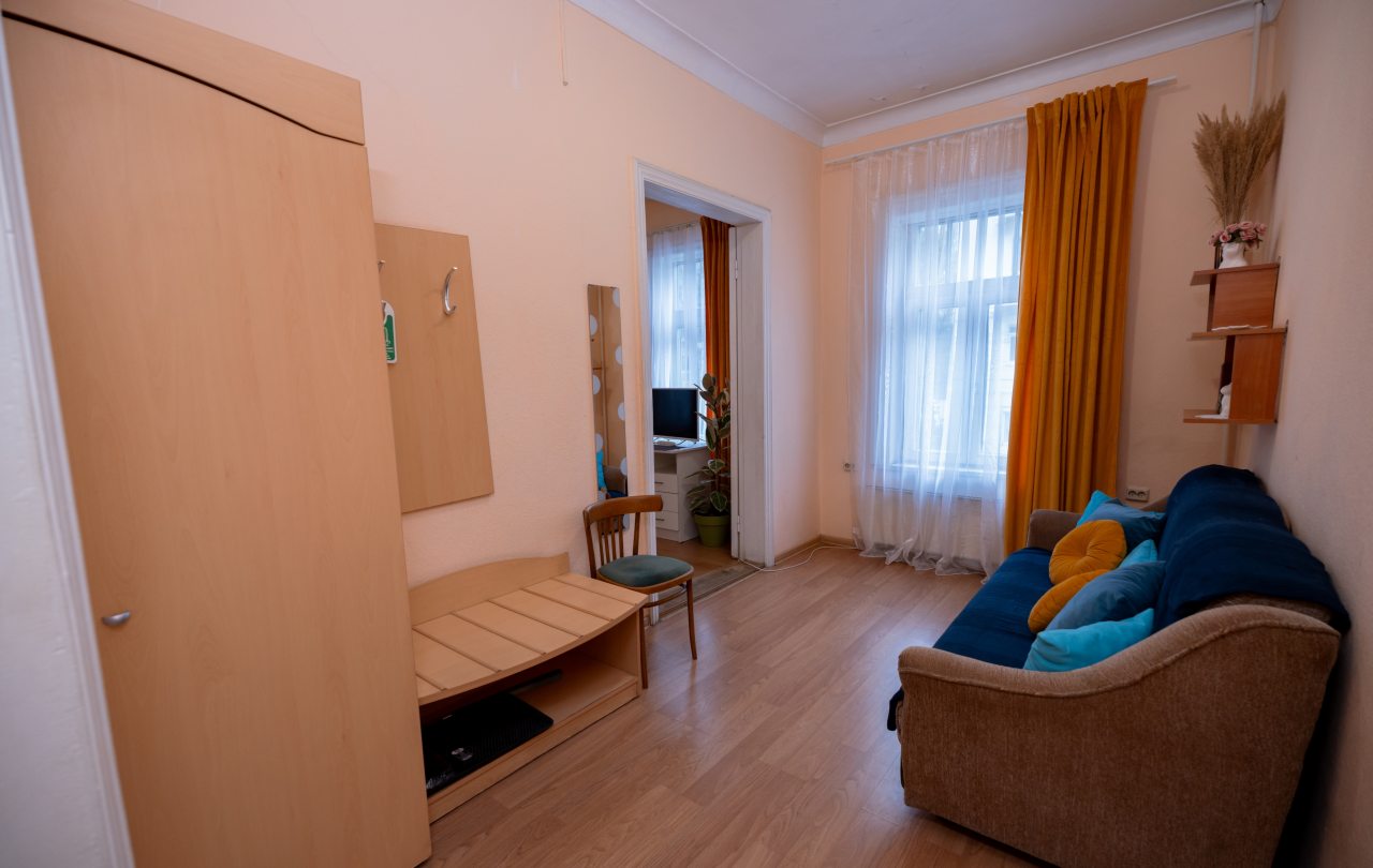 двухкомнатный номер с балконом, раздельными кроватями