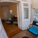 двухкомнатный номер с балконом, раздельными кроватями, душем