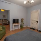 возможно размещение до 4-х человек + детская кроватка