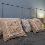 ортопедический матрас, хлопковое постельное белье, подушки