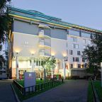 Фасад спа-отеля Mamaison All-Suites Spa Hotel 5*, Москва