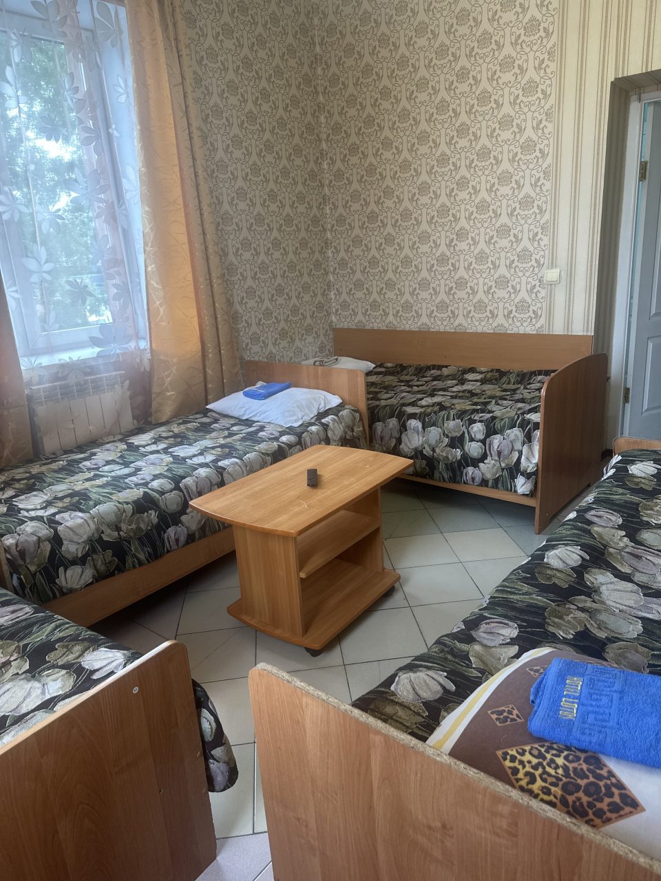 Четырехместный (Эконом), Гостиница Лотос