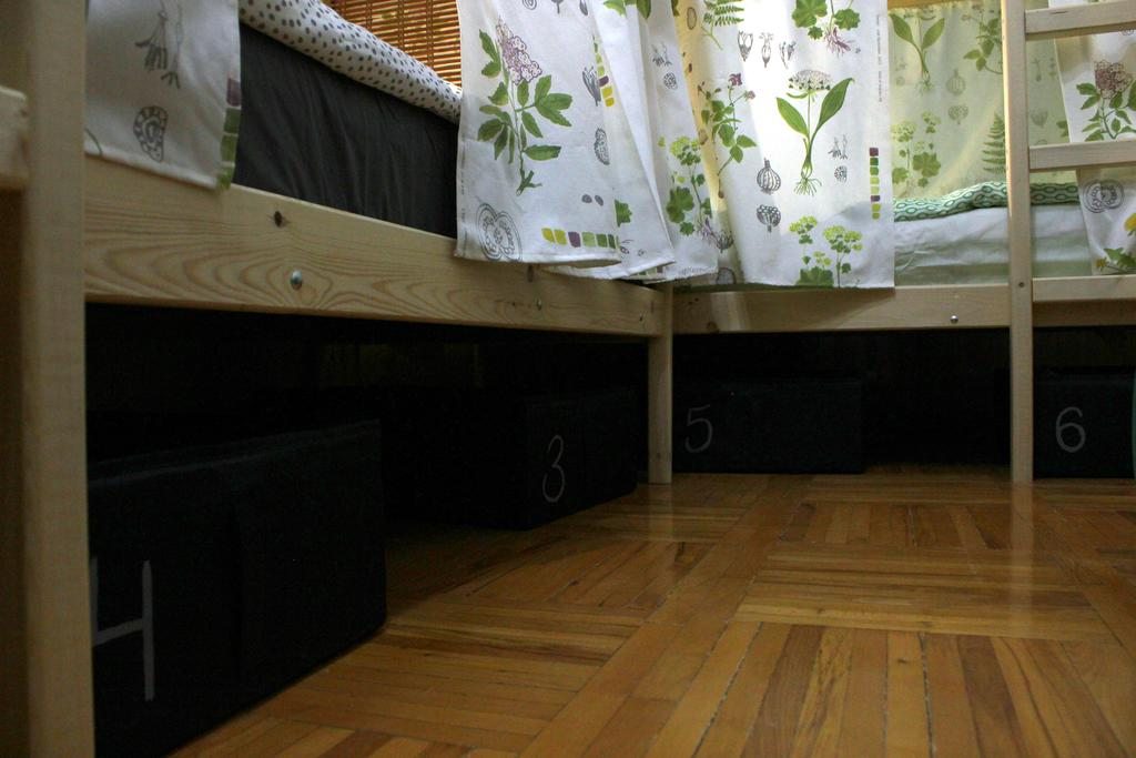 Номер (Кровать в общем 6-местном номере для мужчин и женщин) хостела ГородЪ на 40 лет Октября, Пятигорск
