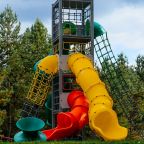 Уличная детская площадка