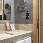 Двухместный (Стандартный номер с одной двуспальной кроватью), Отель Mercure Нижний Новгород Центр