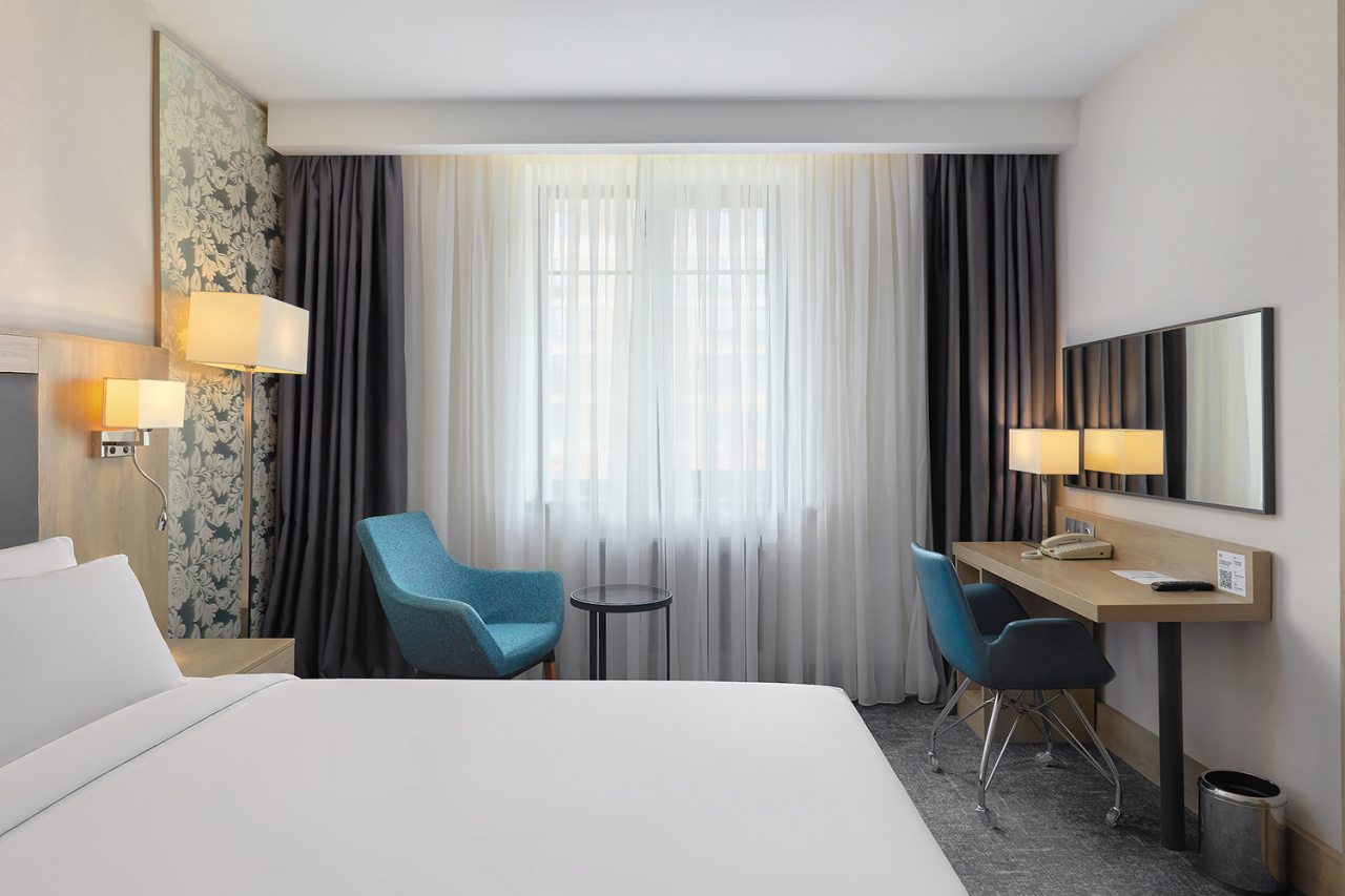 Двухместный (Стандартный номер с одной двуспальной кроватью), Отель Mercure Нижний Новгород Центр