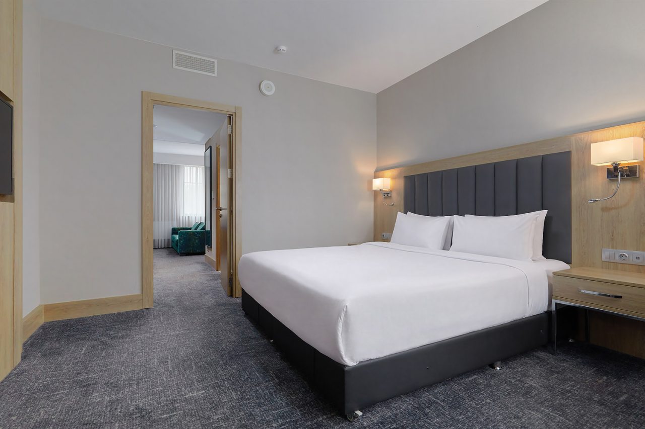 Сюит (Номер Сьют), Отель Mercure Нижний Новгород Центр