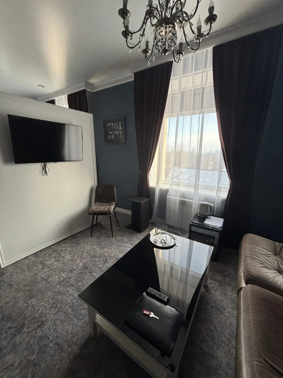 Студио (Полулюкс), Гостиница REST HOUSE