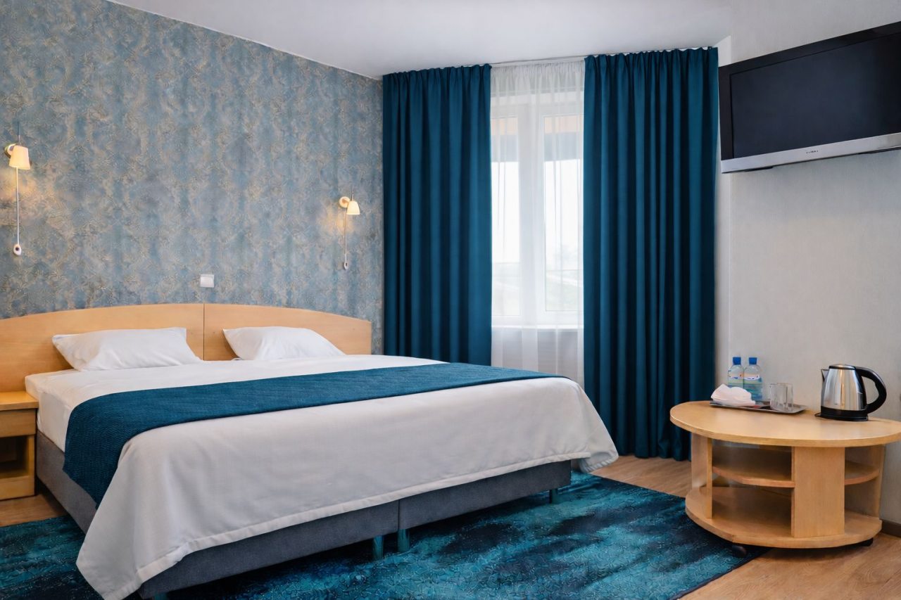 Двухместный (Улучшенный с 1 кроватью), Гостиница Ингрия