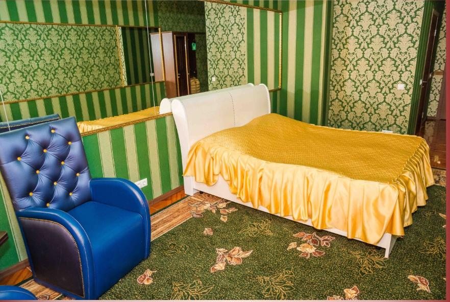 Двухместный (Стандартный двухместный номер с 1 кроватью - Для курящих) отеля Малибу, Омск